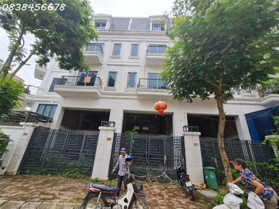 Bán liền kề lô đầu tiên căn góc 128m3 giá 8x/ re nhất thị trường happy land 1