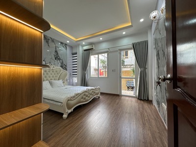 Bán nhà  nguyễn lương bằng , nở hậu, kinh doanh, oto tránh, tt đống đa, 50m x 5 tầng, nhỉnh 13 tỷ. 1