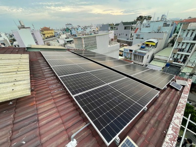 Bàn giao hệ thống điện mặt trời 7.6kW lưu trữ 14.33kw tại Bình Tân, TP. HCM 0