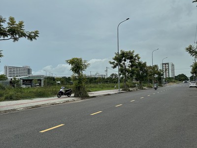 Khu e4 kim long - đường trần triệu luật. đường 10,5m 1