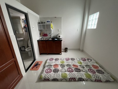 Do chuyển công việc nên mình cần pass lại phòng như hình có thể chuyển vào từ 1/8. 3