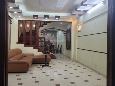 Cho thuê nhà số 84d ngõ 445 nguyễn khang, quận cầu giấy, hà nội. 50m2 ngõ 3.5m 0