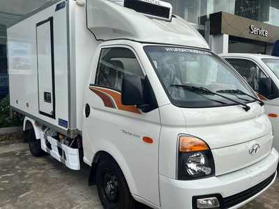 Hyundai Porter 1.5T thùng đông lạnh 2