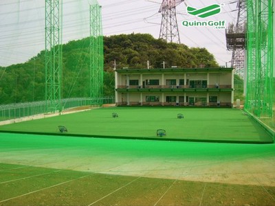 Thi công giăng trụ lưới cho  sân tập golf 1