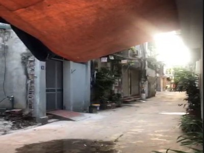 Chính chủ cho thuê xưởng diện tích 85m2 số 10 ngõ 346 nam dư đường lĩnh nam, quận hoàng mai 2
