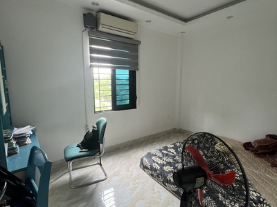 Bán nhà phố định công , 40m x 2 tầng , ô tô đỗ , giá 2 tỷ 200 3