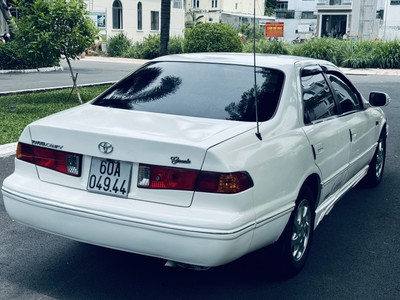 Toyota Camry 2000 - 150000 km 3