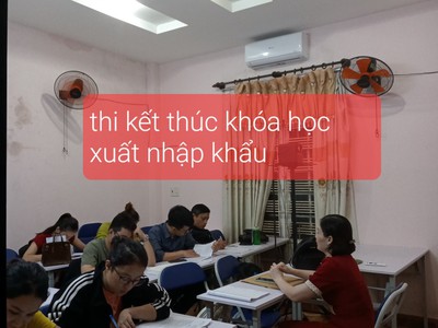 Học chứng chỉ Xuất nhập khẩu - khai hải quan thực tế tại Đà Nẵng 1