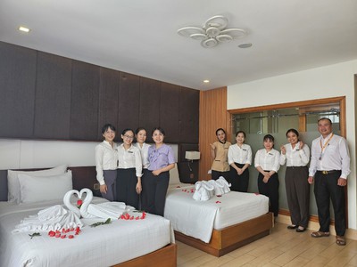 Học chứng chỉ buồng phòng, lễ tân tại Đà Nẵng 0