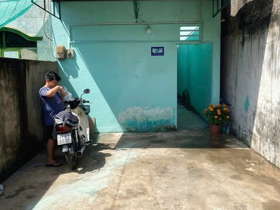 Bán lỗ dãy trọ 4 phòng diện tích 90,3m2 giá 1,1 tỷ SHR full thổ cư Trịnh Như Khuê - chợ Bình Chánh 3