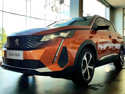 PEUGEOT 3008 Premium , giá xe : 989.000.000 0