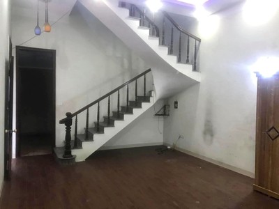 Bán đất tặng nhà C4 Lê Quang Đạo Nam Từ Liêm 120m2  MT 4m 7 tỷ ngõ thông 2