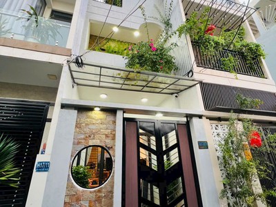 Bán Nhà Đường Ngô Thị Nhậm Nhà đẹp mới 3 tầng 5