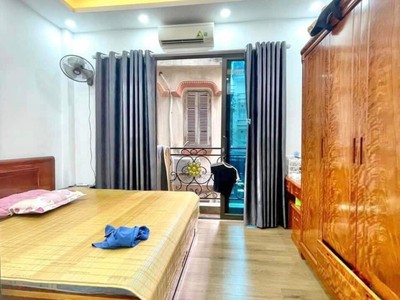 Bán nhà Lạc Long Quân, Cầu Giấy.  30mx5  MT 3.5m  giá 5.9 tỷ 0
