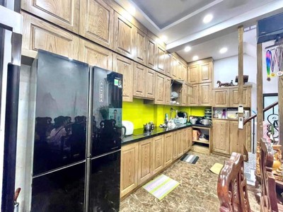 Bán nhà Lạc Long Quân, Cầu Giấy.  30mx5  MT 3.5m  giá 5.9 tỷ 1