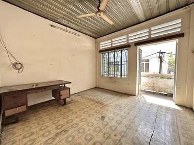 Bán nhà cách mạng tháng 8, quận tân bình, hxh ngang 5,9m chỉ 6 tỷ xíu. 0