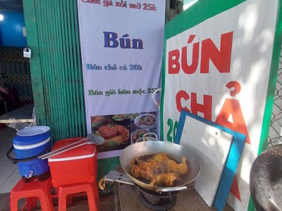 Cần sang lại quán bún chả cá nha trang đã hợp đồng 2 năm tại mặt tiền đường tam bình, tam phú, thủ 0