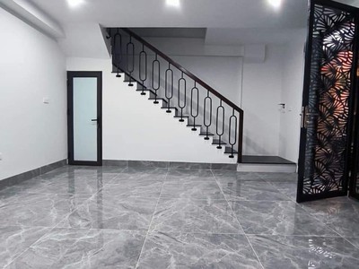 Bán Gấp Nhà Ngõ 96 Thạch Bàn, Long Biên, 33m2, 6 Tầng, Phân Lô, Ô Tô, Full Nội Thất 2