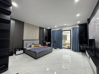 Giá Rẻ, Bán Nhà Ngõ 40 Hồng Tiến, Bồ Đề, 75m2, MT5m, Phân Lô, Ô Tô, Thang Máy, Full đồ 4