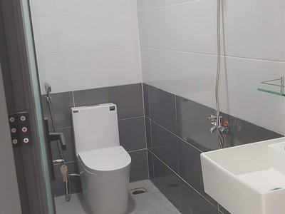 Phòng Cho Thuê - Lầu 2 Mới Xây - Có Ban Công - Diện Tích 24M2 XVNT HÀNG XANH 5