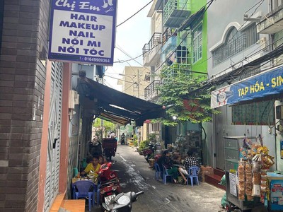 Bán nhà sổ hồng riêng hẻm 30 lâm văn bền quận 7 - 2.8m - nở hậu 3m x 14m - 3tỷ500 4