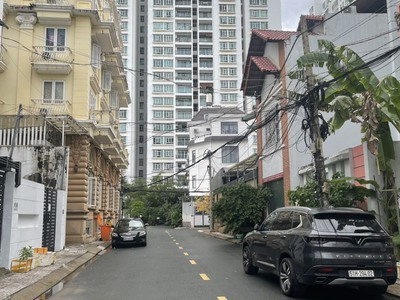 Mặt tiền đường 10m 4 tầng chỉ 11.5 tỷ khu dân cư giáp phú mỹ hưng 130m2 ngang khủng 6m 0