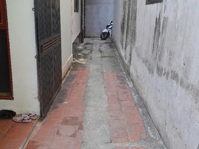 Bán đất   gần ô tô, ngõ nông dt51m giá 3.9 tỷ,ngay trung tâm tứ hiệp, 2