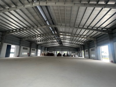 Cho thuê 1300m2 có nghiệm thu PCCC cạnh Ecopark, cách cầu Thanh Trì 10km 0