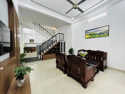 Nhà 2 tầng full nội thất k99 thái thị bôi - đà nẵng 0