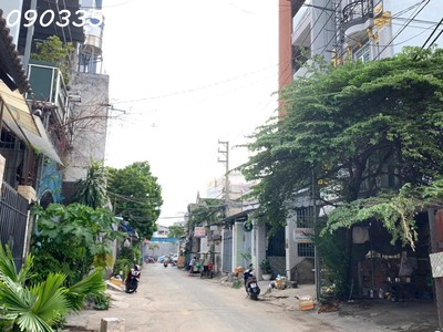 Bán nhà tặngthêm đất ngay ngã 3 lê văn quới   mã lò, nở hậu 5.5m,7.5tỷ 1