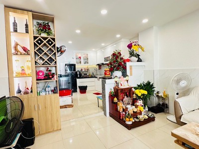 Bán gấp nhà 2 tầng 32m2 khu vực an ninh chỉ hơn 4 tỷ 2