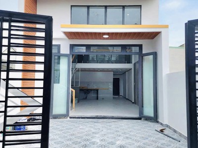 Chủ cần tiền trả nợ bán nhanh căn nhà 5 x 25 gần chợ sổ riêng 1