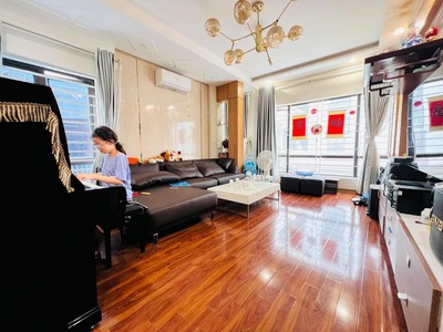 Bán nhà mặt phố  nguyên hồng 41/60m2, 6 tầng, mặt tiền 15m, 23.2 tỷ đống đa 1