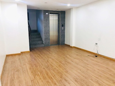 Chính chủ bán 35m2 nhà 6 tầng, cầu thang máy, cách 30m ra đường ô tô đỗ tại Tổ 1 Phúc Lợi 2