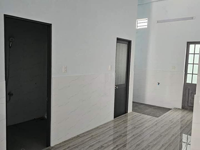 Cho thuê MBKD 3 TẦNG 900M2 MỚI XÂY mặt tiêng Nguyễn Lương Bằng - Gía chỉ 50 triệu 1