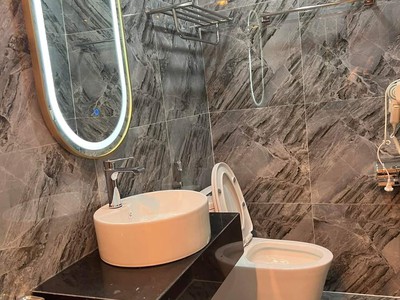 Chủ cần bán gấp nhà lô góc tôn thất tùng, đống đa, trước nhà ô tô tránh, văn phòng 61m2 x7tx15,2ty 1