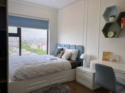 Học đh thương mại đã có căn hộ lê đức thọ, q nam từ liêm, dt: 154m2, 3 ngủ, 7 tỷ 5. 2