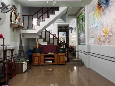 Nhà đẹp mặt tiền thới an.q.12 -  rẻ 4tỷ, 4x17m - 2 tầng , ngay trường trần quôc tuấn 1