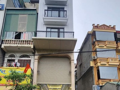 Tòa VP Dòng Tiền 150Tr/th Phố Hoàng Văn Thái 150M2 9 Tầng 40 Tỷ -Nhà Đẹp 0