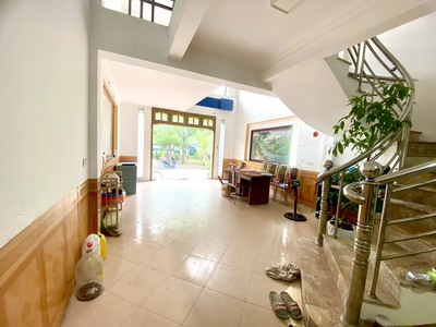 Cho thuê nhà gần chợ Tổng Vĩnh Yên, Vĩnh phúc. 4 ngủ Giá 7 triệu/ tháng 4