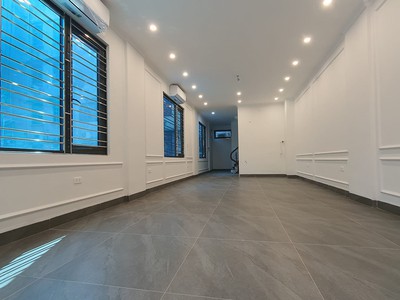 Đẹp thật  tòa nhà văn phòng phố duy tân 65m2 7 tầng sang xịn mịn. giá chỉ nhỉnh 20 tỷ 2