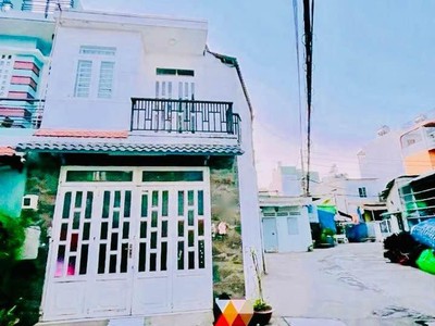 Nhỉnh 3 tỷ có mặt tiền kinh doanh góc gần ngã 4 xã - lê văn quới - 47m ngang 4m3 nở hậu 0