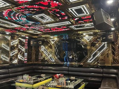 Gđ cần bán gấp nhà mặt phố vip cầu giấy, lô góc, ô tô tránh, kinh doanh, dt 100m, giá 73 tỷ 3