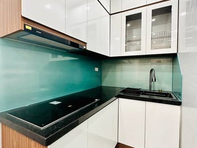 - nhà mới ở ngay phun nội thất -trung tâm đống đa  -liên hệ: 083 2865 116 0