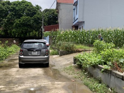 Bán mảnh đất đầu tư gần ngay nam phong, phú xuyên, lô góc ô tô vào đất giá 1.x tỷ 2