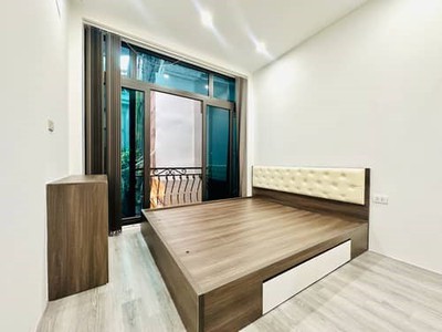 - nhà mới ở ngay phun nội thất -trung tâm đống đa  -liên hệ: 083 2865 116 2