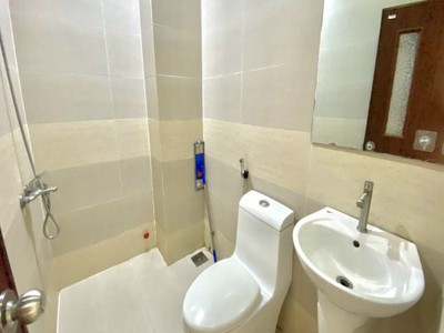Cần pass lại phòng ở ngay cạnh cầu điện biên phủ 4
