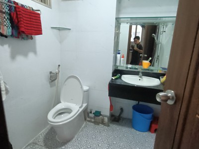 CHo thuê CHCC 109 NGuyễn Biểu, Q5, 2Pn, 1WC NT có máy lạnh, máy giặt 8