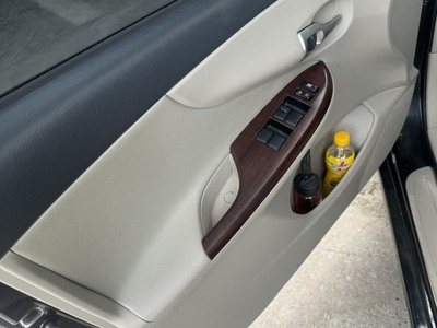 Chính chủ bán xe Corola atits 2011 2