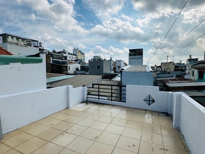 Bán nhà hxh bình thạnh, 3 tầng - 2 pn - 3.7 x 10 0